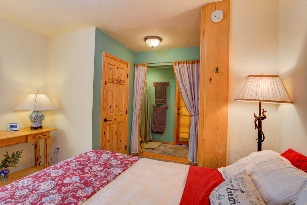 Moss Mountain Inn Колумбия-Фолс Экстерьер фото