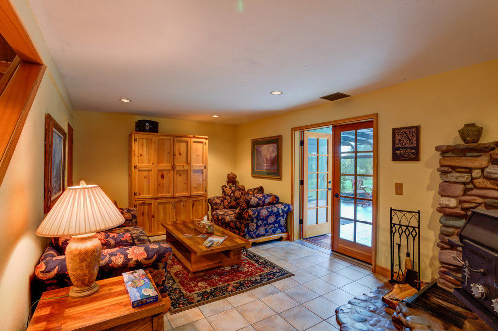 Moss Mountain Inn Колумбия-Фолс Экстерьер фото